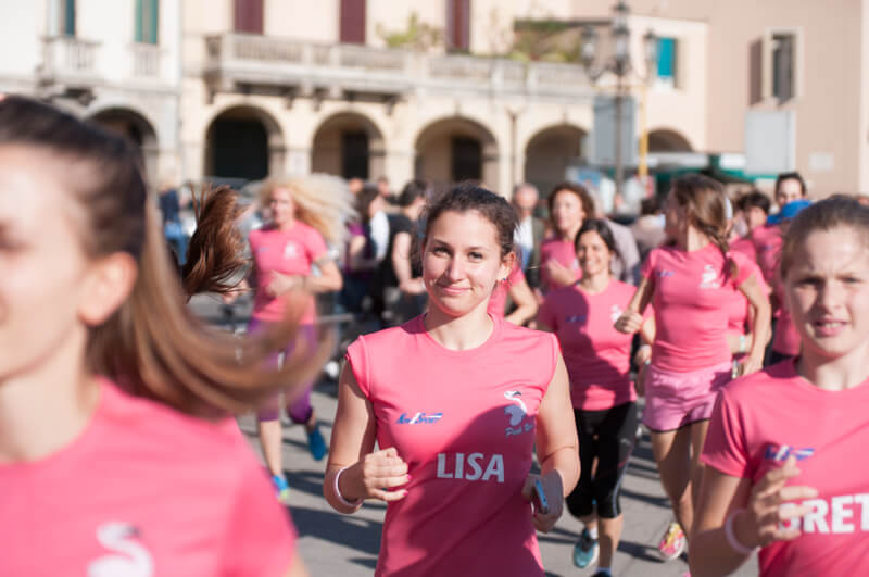 donne corrono a padova